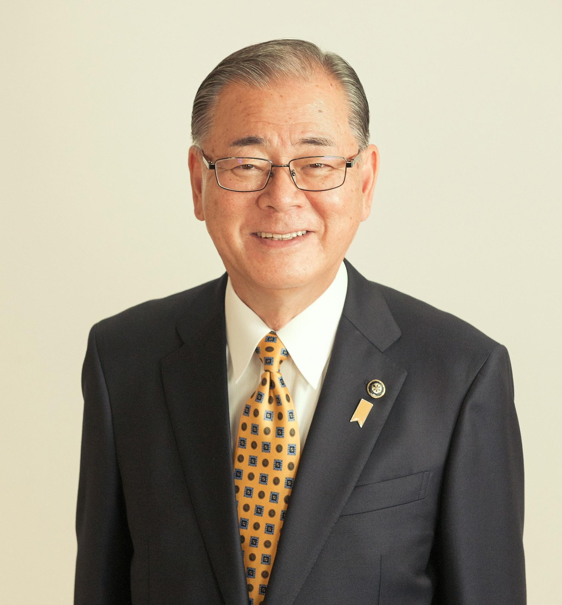 根室市長　石垣　雅敏