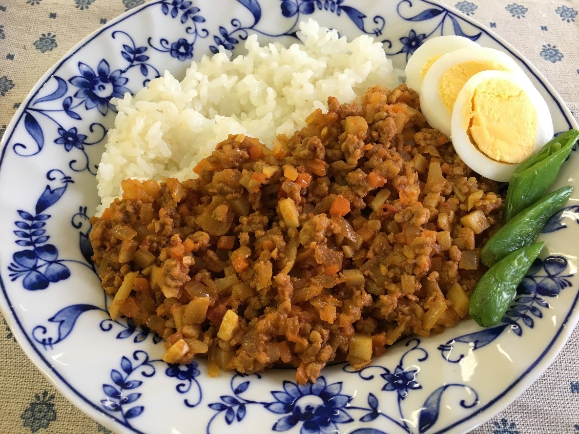 野菜たっぷりドライカレーの写真