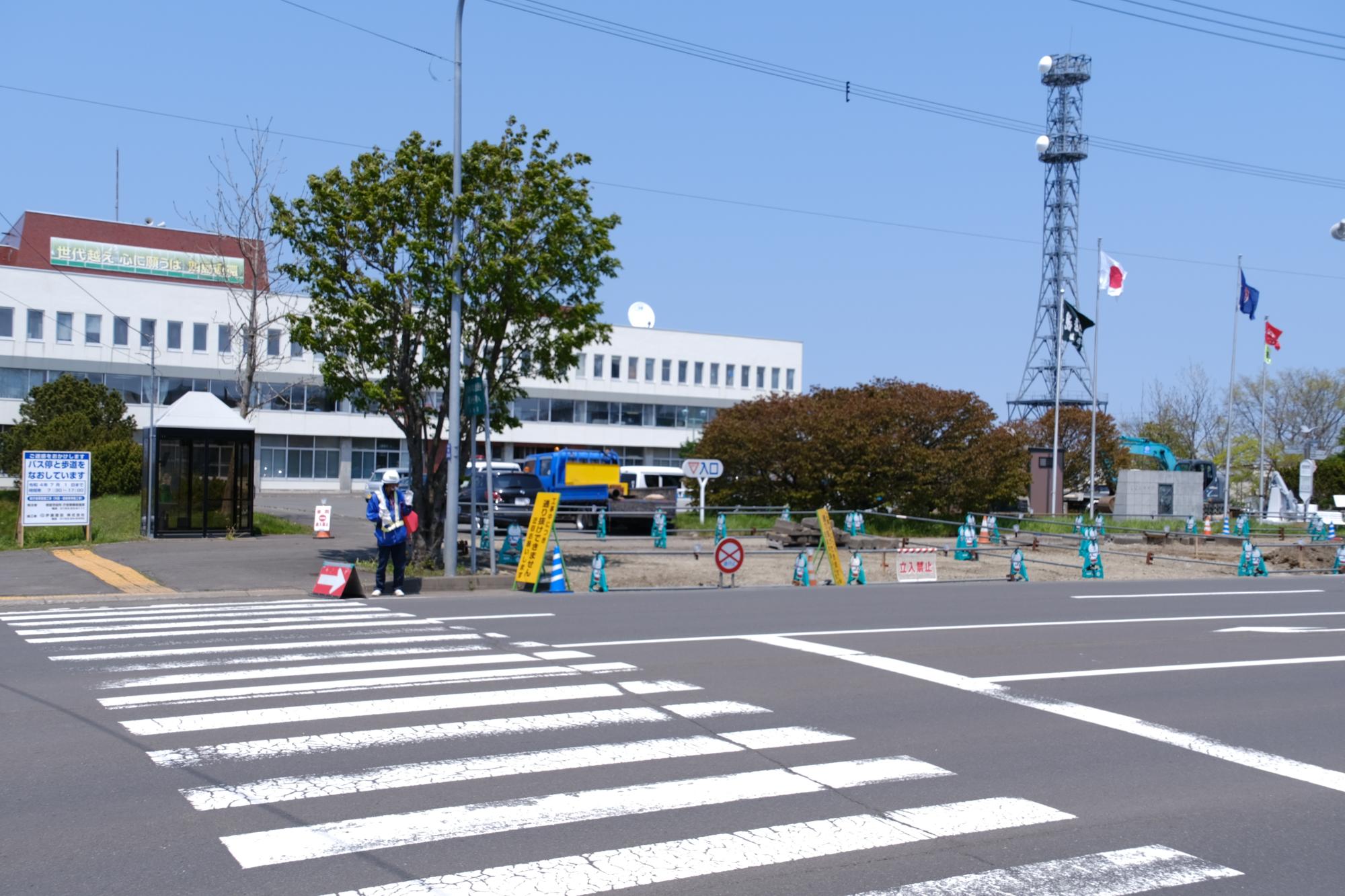 令和4年5月市役所来庁者用駐車場入口